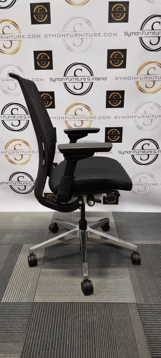 Steelcase Think V2 / 4D arms / FULL SPEC