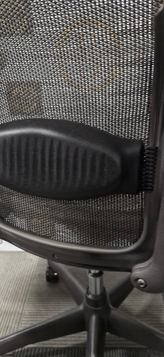 Herman Miller Aeron / Size B / FULL SPEC / Lumbar Support / Tuxedo / Refurbished