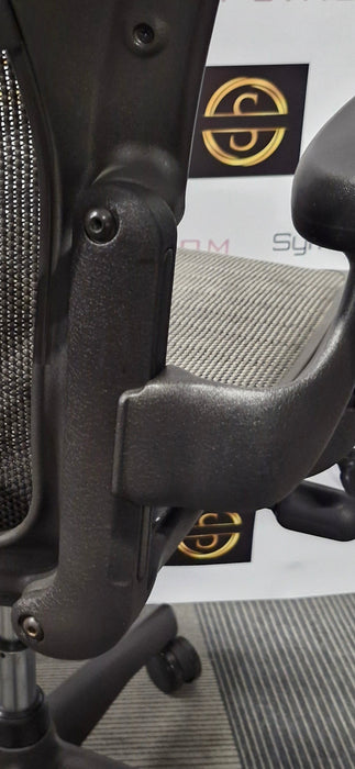 Herman Miller Aeron / Size B / Lumbar Support / Tuxedo / Refurbished