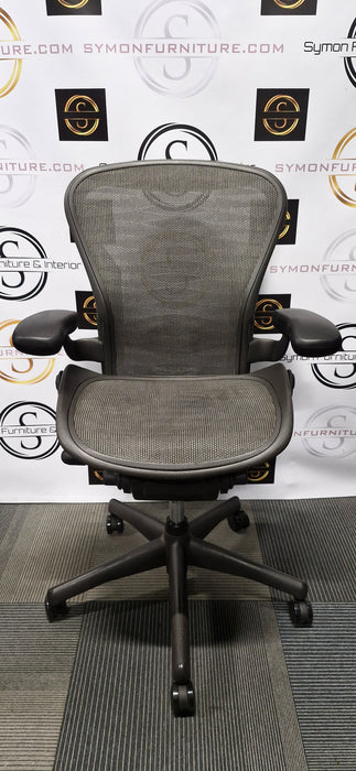Herman Miller Aeron / Size B / Lumbar Support / Tuxedo / Refurbished