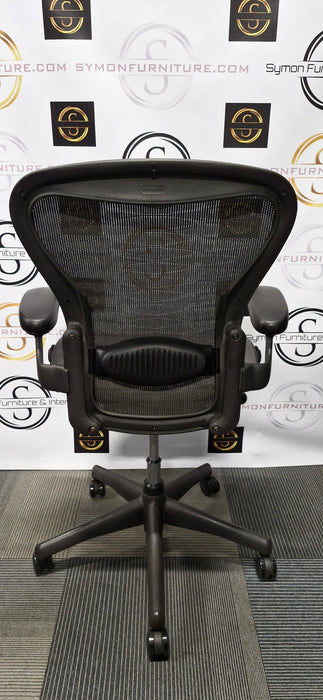 Herman Miller Aeron / Size B / Lumbar Support / Tuxedo / Refurbished
