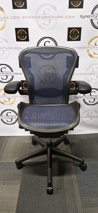 Herman Miller Aeron / Size B / FULL SPEC / Lumbar Support / Blue / Refurbished