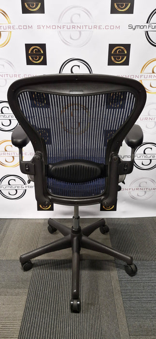 Herman Miller Aeron / Size B / FULL SPEC / Lumbar Support / Blue / Refurbished