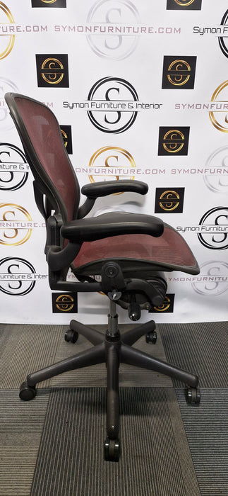 Herman Miller Aeron / Size B / Posture Fit / Red / Refurbished