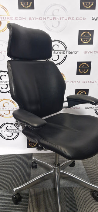 Humanscale Freedom Headrest / Black Leather / Chrome frame