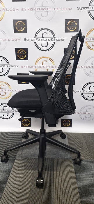 HERMAN MILLER SAYL CHAIR / 4D ARMS / LUMBAR SUPPORT / REFURBISHED