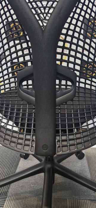 HERMAN MILLER SAYL CHAIR / 4D ARMS / LUMBAR SUPPORT / REFURBISHED