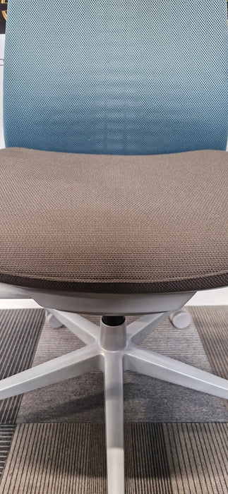 HAWORTH FERM / 4D ARMS / FULL SPEC