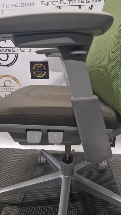 HAWORTH FERM / 4D ARMS / FULL SPEC