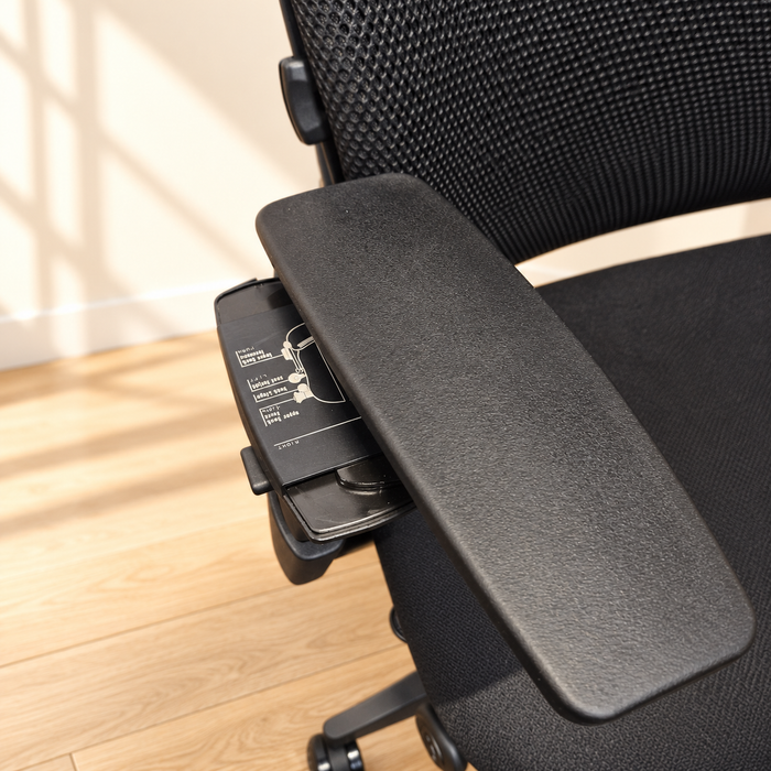 Steelcase Leap V2 / 4D Amrs / FULL SPEC / Refurbished – Gallery photo 4