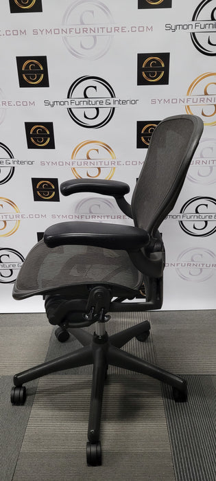 Refurbished Herman Miller Aeron Classic Chair - Size B